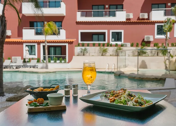 Hotel de 3 estrelas: Topazio Vibe Beach Hotel & Apartments - Adults Friendly