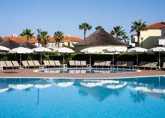 Hotel com tênis: Eden Villas & Apartments